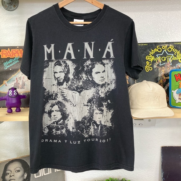 2011 MANÀ “Drama Y Luz” Tour T-shirt size small - Picture 2 of 8